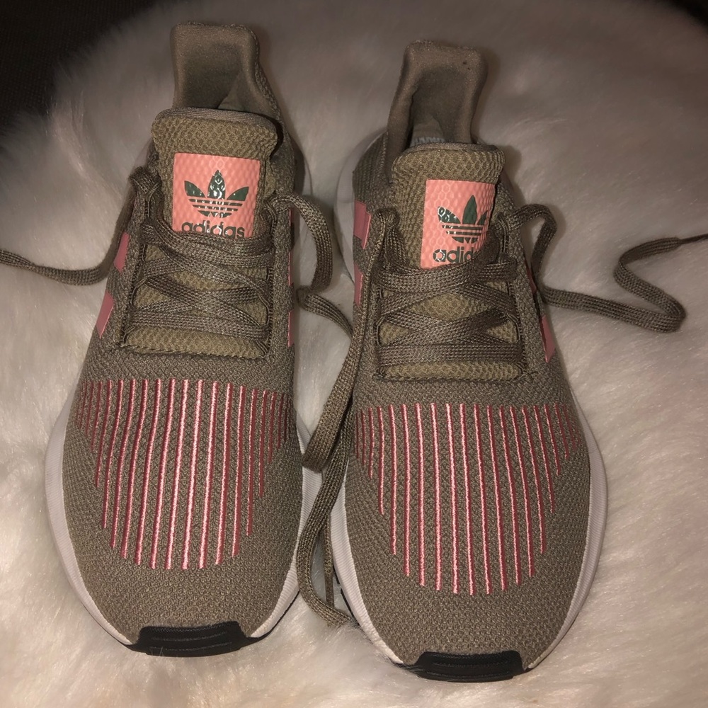 🔥 Adidas like New